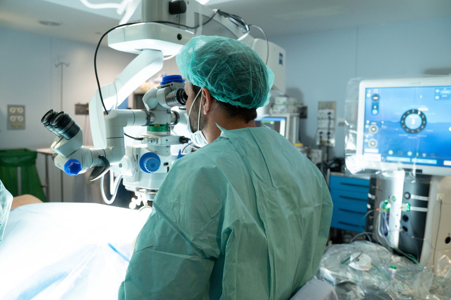El Instituto Pitiuso De Oftalmología Realiza Cirugías De Retina En ...