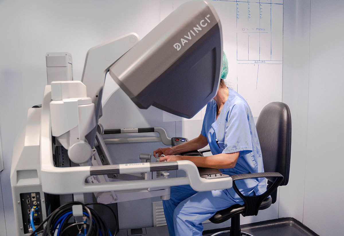 Da Vinci robotic surgery 5